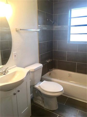 7209 Karnes Street, Houston, TX 77020
