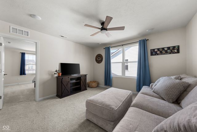 7159 Firestone Road, Whitestown, IN 46075