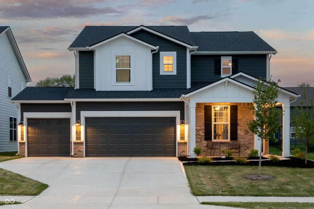 7159 Firestone Road, Whitestown, IN 46075