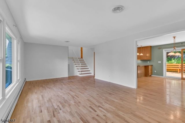 132 Rolling Ridge Rd, West Milford Twp., NJ 07480