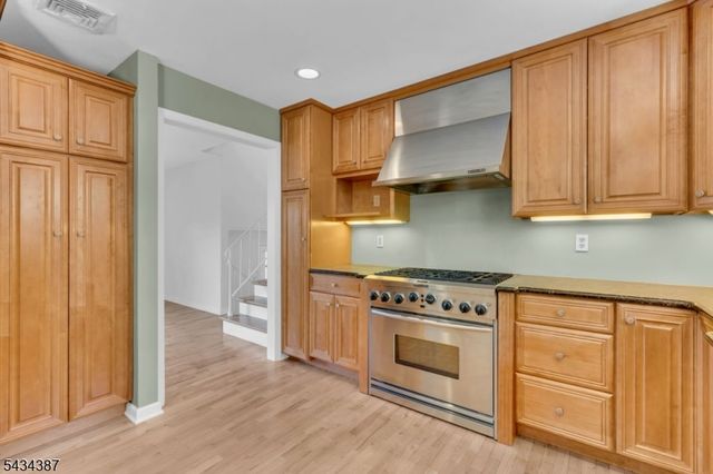132 Rolling Ridge Rd, West Milford Twp., NJ 07480