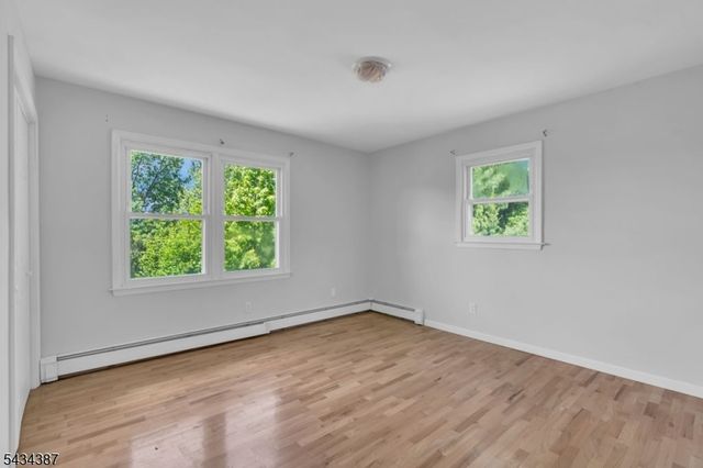 132 Rolling Ridge Rd, West Milford Twp., NJ 07480