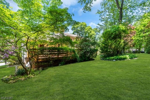 132 Rolling Ridge Rd, West Milford Twp., NJ 07480