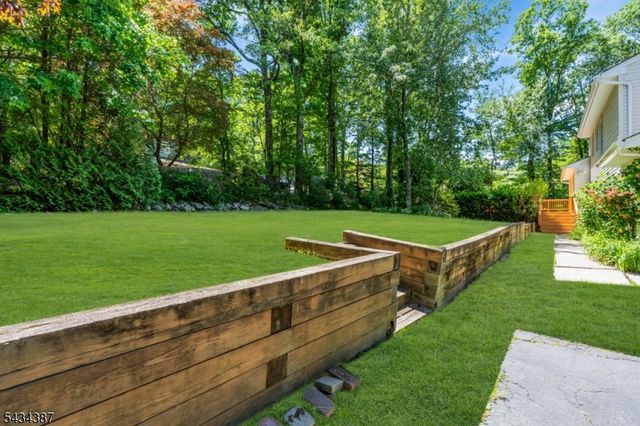 132 Rolling Ridge Rd, West Milford Twp., NJ 07480