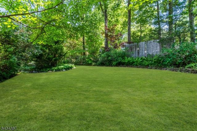 132 Rolling Ridge Rd, West Milford Twp., NJ 07480