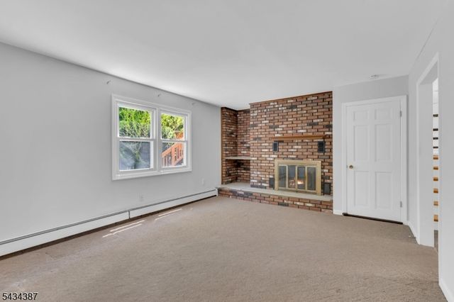 132 Rolling Ridge Rd, West Milford Twp., NJ 07480