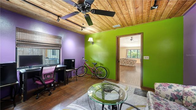 4842 NUTMEG AVENUE, Sarasota, FL 34231