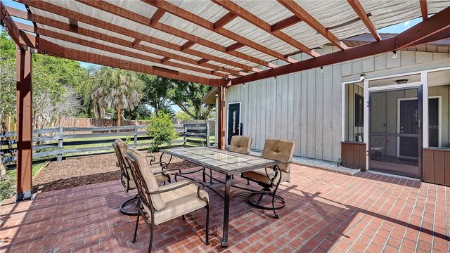 4842 NUTMEG AVENUE, Sarasota, FL 34231