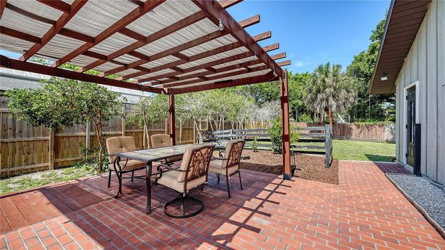 4842 NUTMEG AVENUE, Sarasota, FL 34231