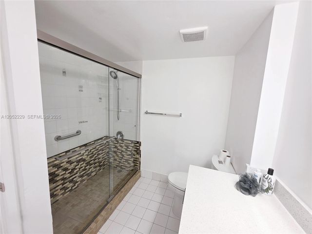 2620 S University Drive 111, Davie, FL 33328