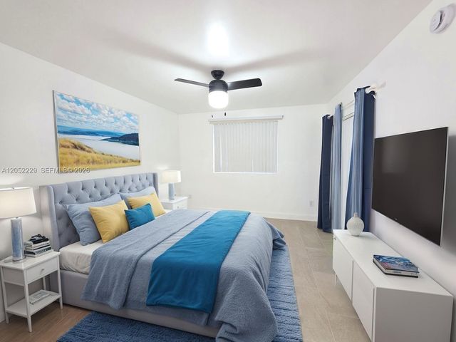 2620 S University Drive 111, Davie, FL 33328