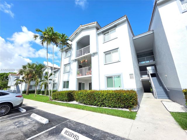 2620 S University Drive 111, Davie, FL 33328