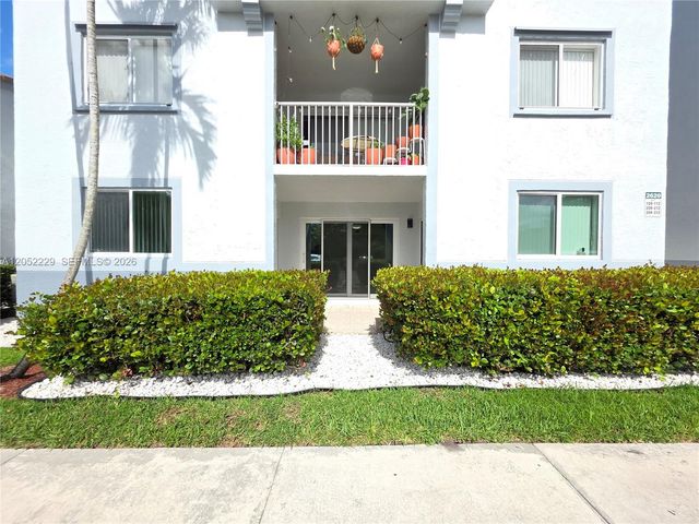 2620 S University Drive 111, Davie, FL 33328
