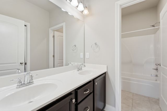 5702 Hidden Crk, Smyrna, TN 37167