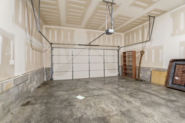 5702 Hidden Crk, Smyrna, TN 37167