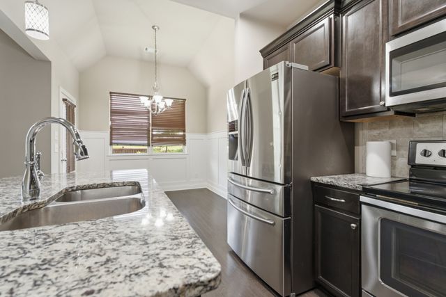 5702 Hidden Crk, Smyrna, TN 37167
