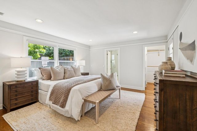1800 Oakdell Drive, Menlo Park, CA 94025