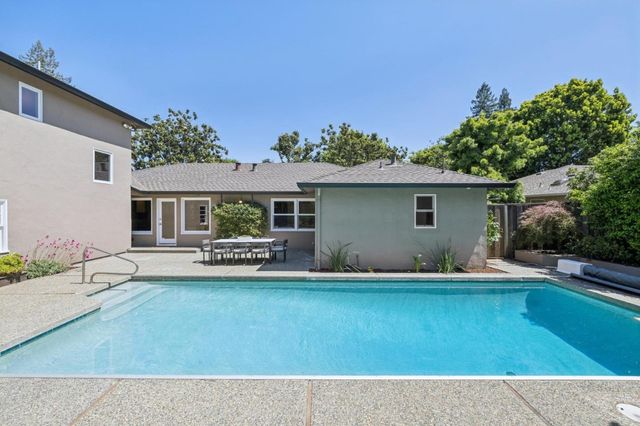 1800 Oakdell Drive, Menlo Park, CA 94025