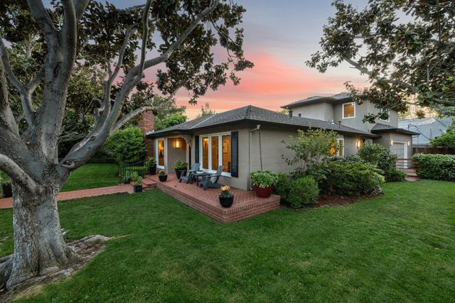 1800 Oakdell Drive, Menlo Park, CA 94025