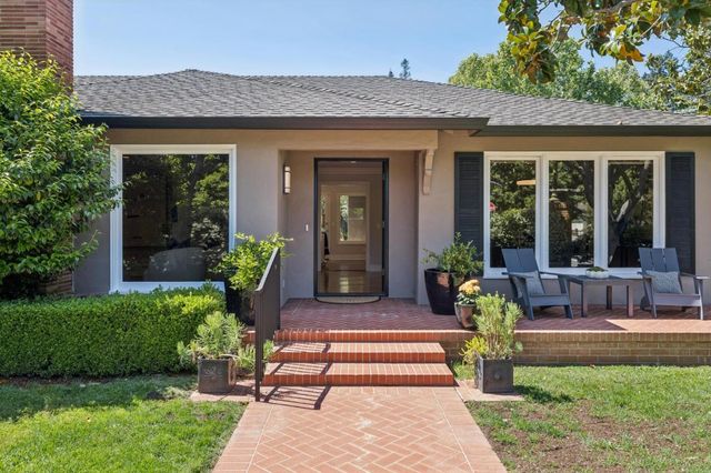 1800 Oakdell Drive, Menlo Park, CA 94025