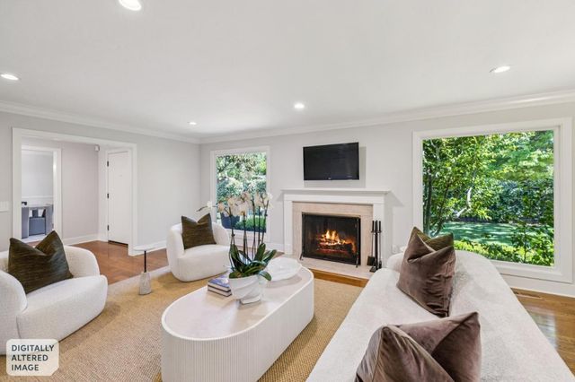 1800 Oakdell Drive, Menlo Park, CA 94025