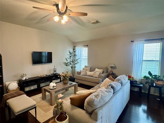 6323 Bennington Spgs Drive, Katy, TX 77494