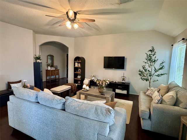 6323 Bennington Spgs Drive, Katy, TX 77494