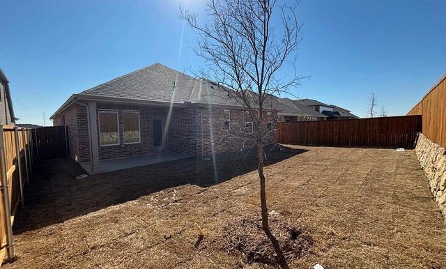 677 Tyronza Drive, Justin, TX 76247