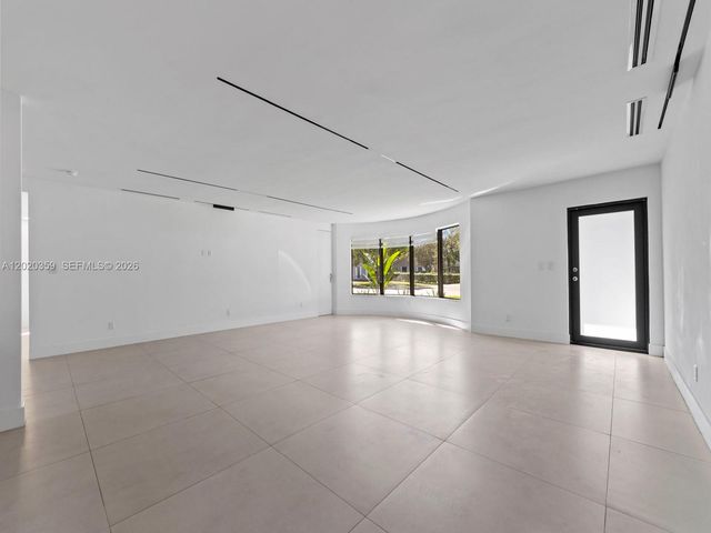 2537 NW 116th Ter, Coral Springs, FL 33065