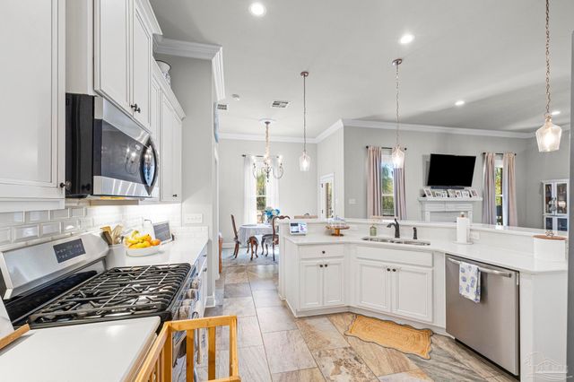 4733 Foxtail Palm Dr, Gulf Breeze, FL 32563