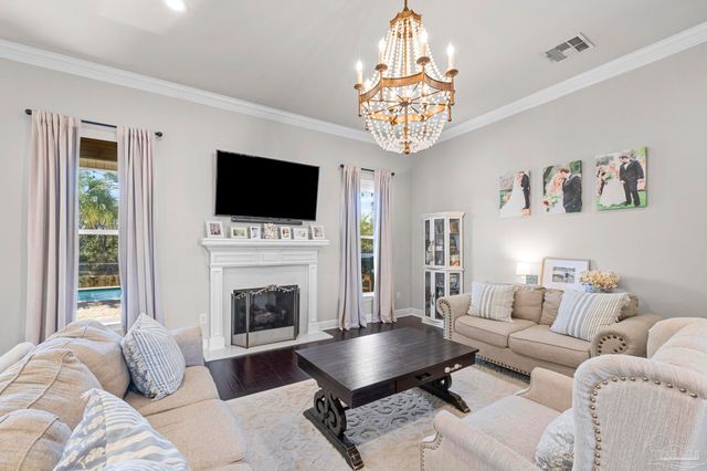 4733 Foxtail Palm Dr, Gulf Breeze, FL 32563