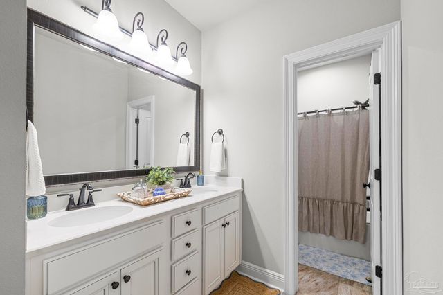 4733 Foxtail Palm Dr, Gulf Breeze, FL 32563