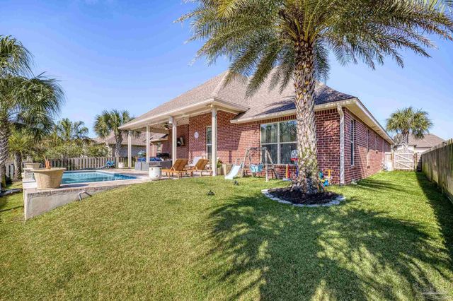 4733 Foxtail Palm Dr, Gulf Breeze, FL 32563