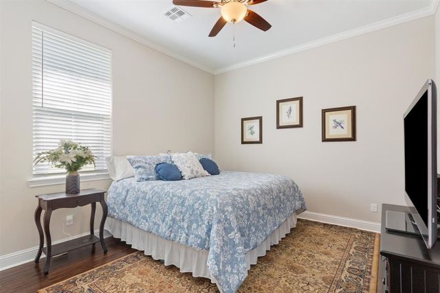 1092 Century Oaks Drive, China Spring, TX 76633