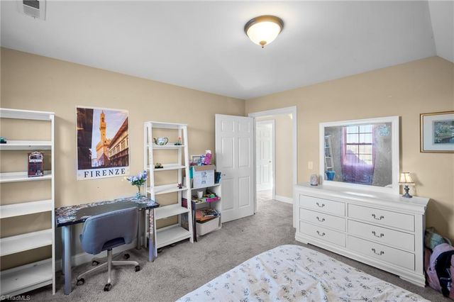 1066 Hickory Tree Road, Winston-salem, NC 27127