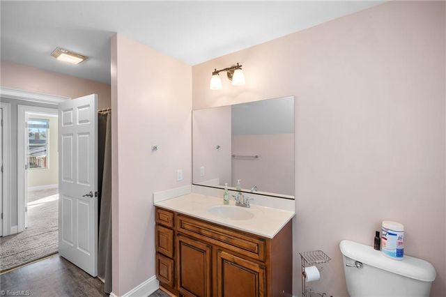 1066 Hickory Tree Road, Winston-salem, NC 27127