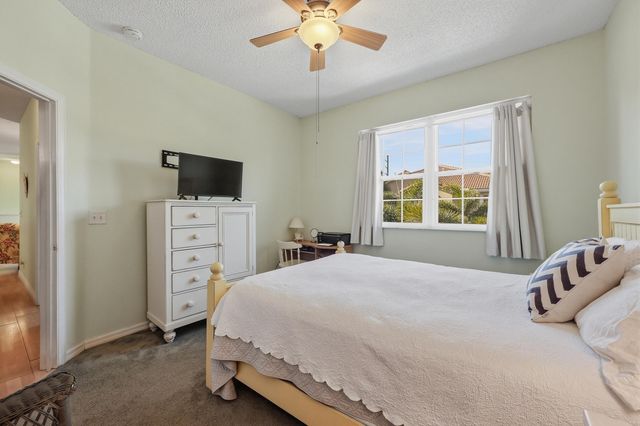 114 Lighthouse Cir, J, Tequesta, FL 33469