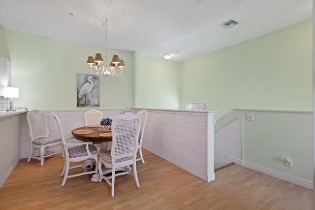 114 Lighthouse Cir, J, Tequesta, FL 33469