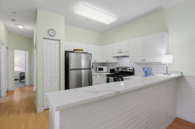 114 Lighthouse Cir, J, Tequesta, FL 33469