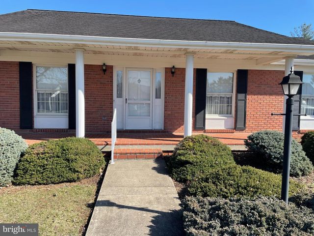 501 SUNRISE DRIVE, Moorefield, WV 26836