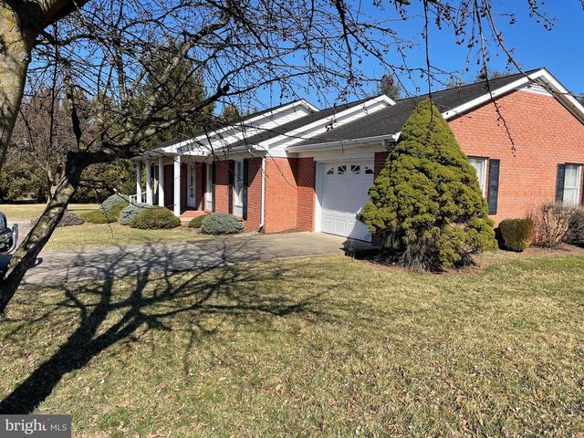 501 SUNRISE DRIVE, Moorefield, WV 26836