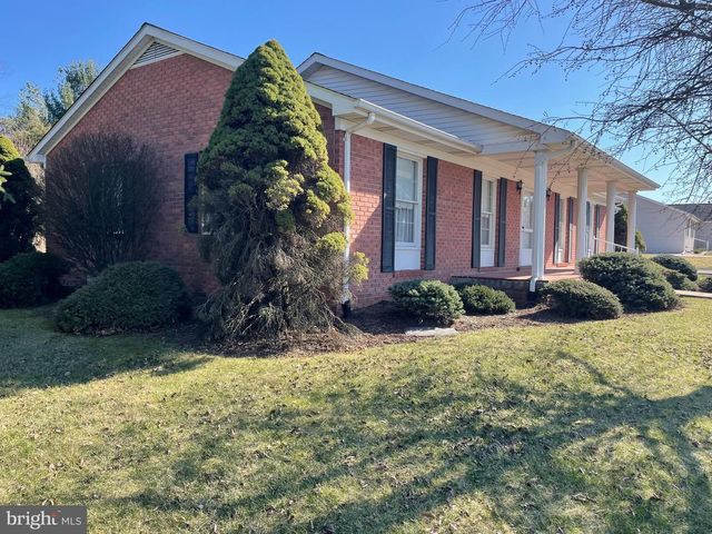 501 SUNRISE DRIVE, Moorefield, WV 26836