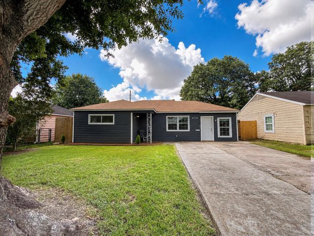 4718 Meadow Park Drive, Houston, TX 77048