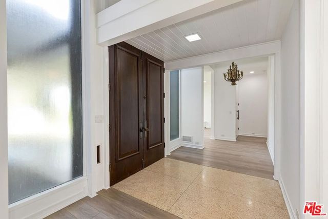 719 N Bedford Drive, Beverly Hills, CA 90210