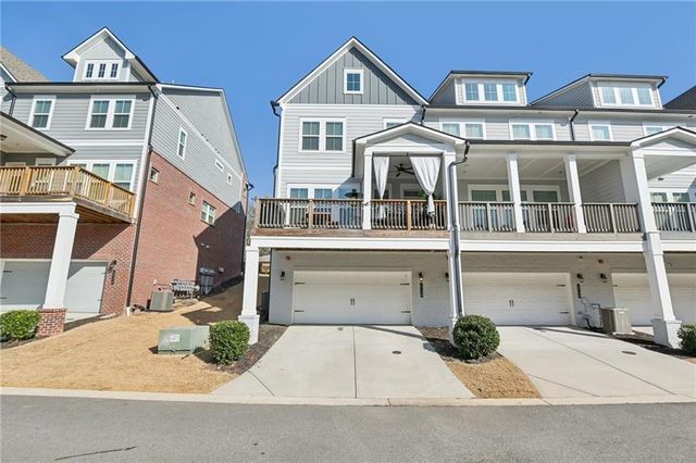 2738 Bell Drive SE, Smyrna, GA 30080