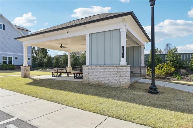 2738 Bell Drive SE, Smyrna, GA 30080