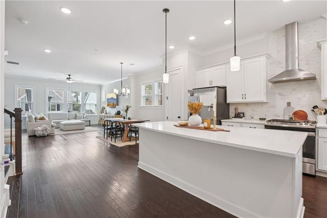 2738 Bell Drive SE, Smyrna, GA 30080