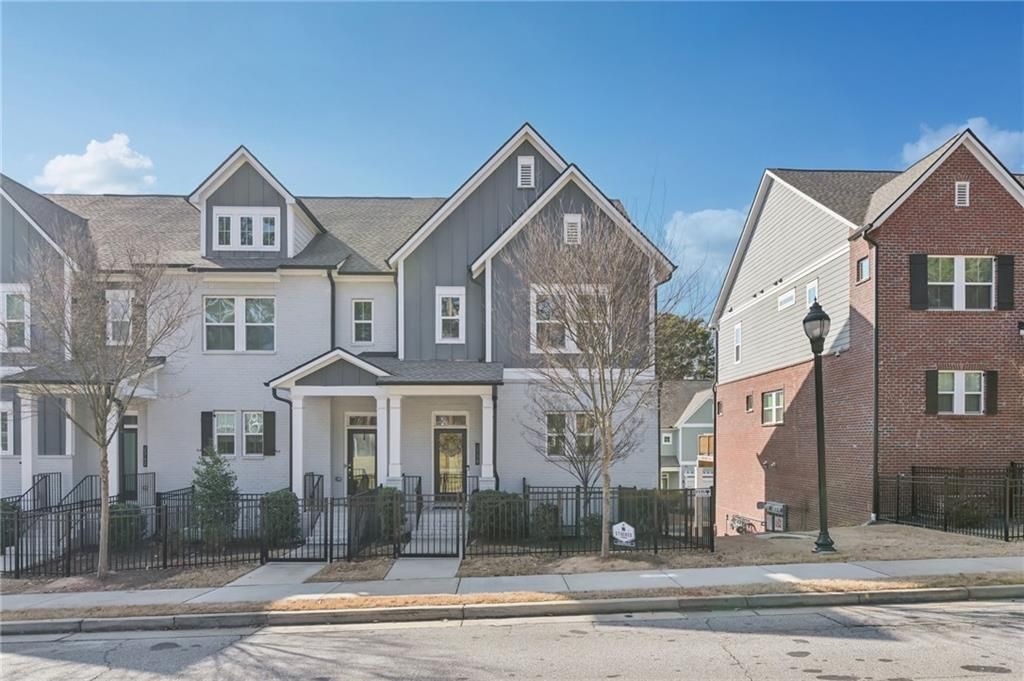 2738 Bell Drive SE, Smyrna, GA 30080