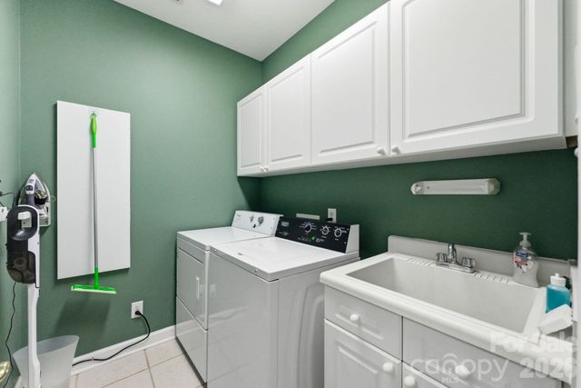 8247 Camelia Lane, Denver, NC 28037