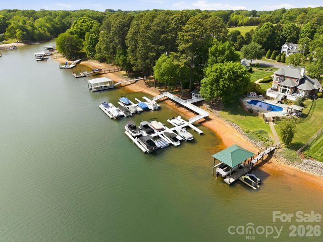 8247 Camelia Lane, Denver, NC 28037